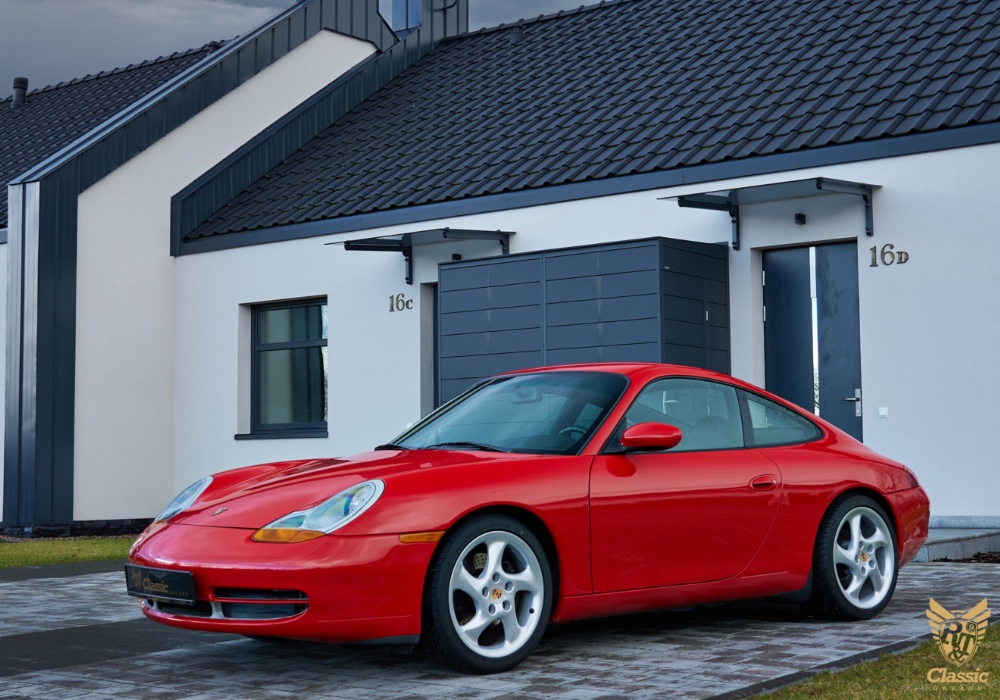Porsche 911(996) Carrera - RT Classic Garage