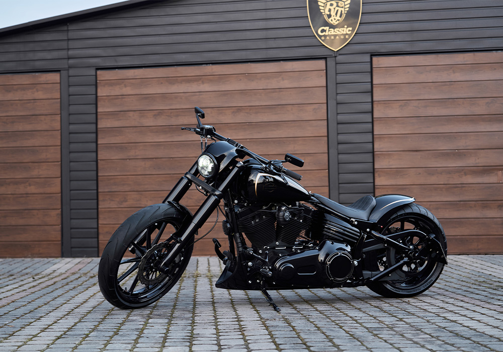 Harley-Davidson FXCWC Rocker - RT Classic Garage